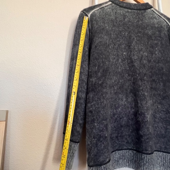360 Cashmere Gray Distressed Pattern Long Sweater Loose Fit Size M - Picture 11 of 14
